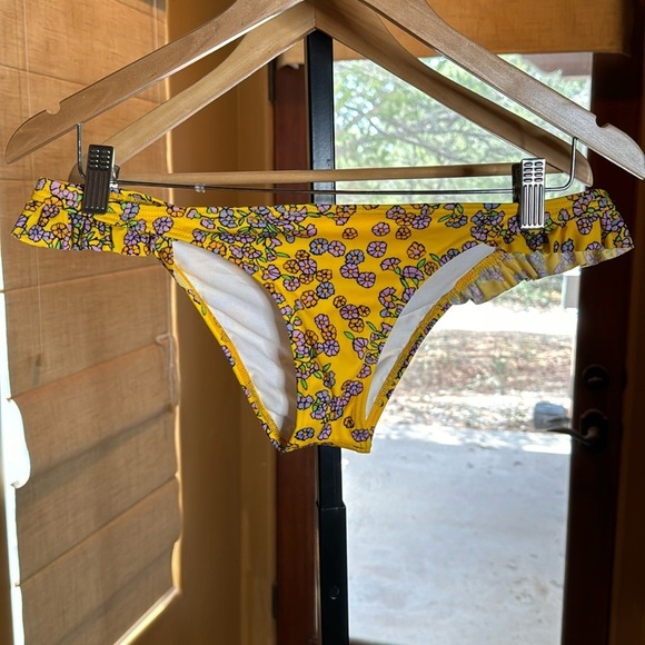 Billabong Other - Billabong Yellow Floral Low Rise Cheeky Bikini Bottom Size XL